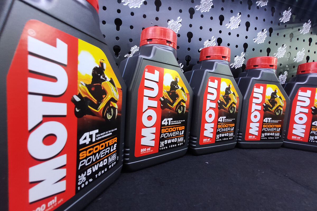 Dầu nhớt Motul